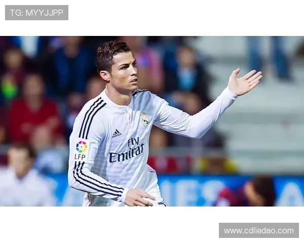 40岁C罗失点后轰世界波救赎脱衣庆祝率队5-1大胜5战全胜领跑 40岁C罗失点后轰世界波救赎脱衣庆祝率队5-1大胜5战全胜领跑