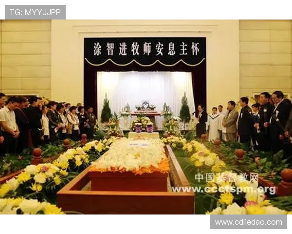 106岁洛约拉校队官方牧师去世引发全美球迷悼念与怀念